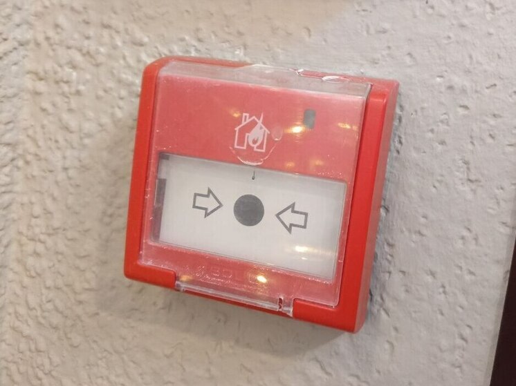 Мончегорский суд взыскал с владельца здания миллион рублей за пожар