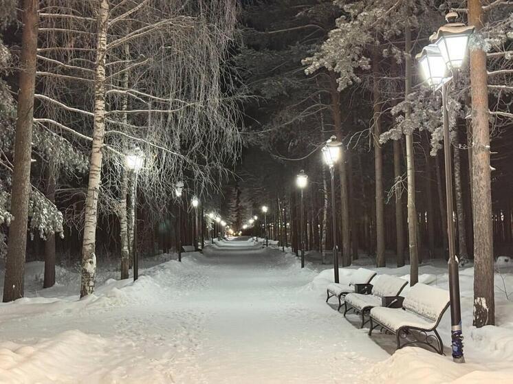 Парк имени Менделеева в Югорске продолжает преображаться — жители одобряют