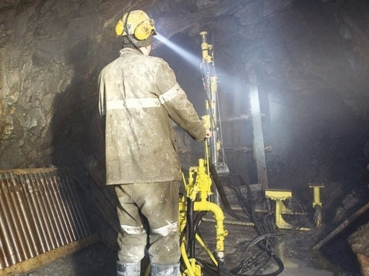 Инновационная кузбасская смесь улучшает работу буровых установок в шахтах