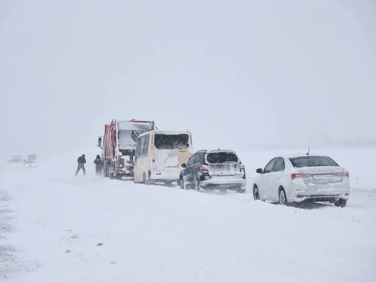 На Южном Урале в мороз и без топлива потерялся грузовик