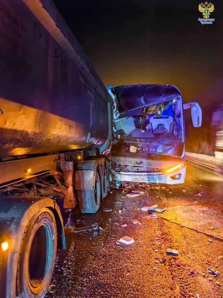 Прокуратура Моргаушского района контролирует ДТП с пассажирским автобусом