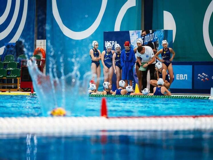Ватерполистки из Киришей одержали три победы в Ханты-Мансийске