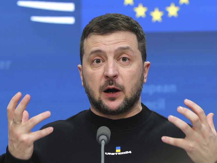 «Страна»: задержка с назначением сменщика Ермака вызвана серьезными подковерными играми