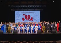 В областном центре состоялся финал и гала-концерт городского патриотического фестиваля «Я помню, я горжусь!», который был организован управлением молодёжной политики Курска совместно с концертно-творческой студией Юго-Западного государственного университета