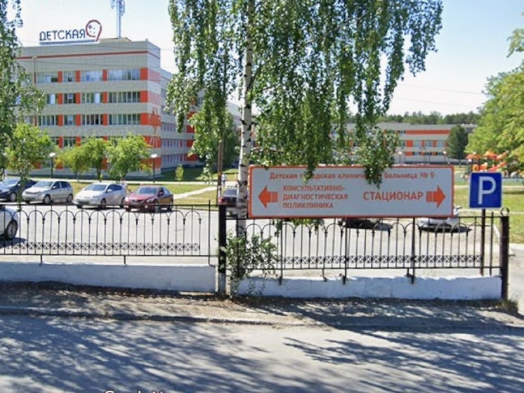 Владимир Путин отметил высокой наградой врача из Екатеринбурга