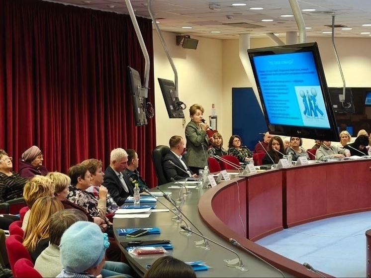 Для сельских старост Тульской области провели обучающий семинар