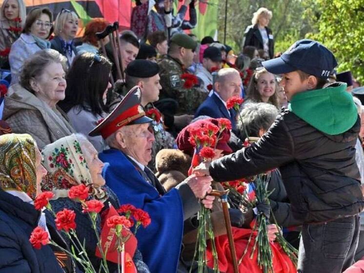 Молодые калужские политики получили награду от «Победы»