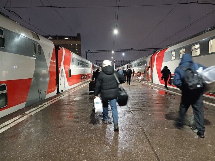 378 рейсов отменены и задержаны в Москве: оренбуржцы ночевали в аэропортах и пересаживаются на поезда