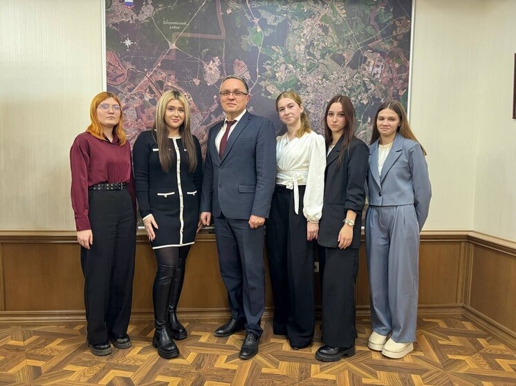 Калужский градоначальник пообщался с будущими педагогами