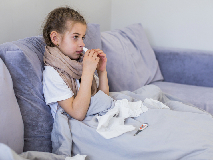 В России на карантине находятся уже «сотни классов в школах и групп в детсадах»