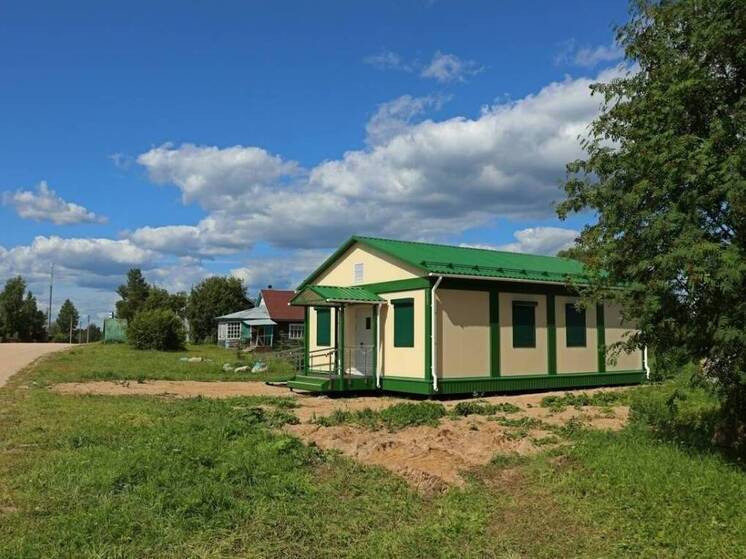 У новых ФАПов в Вологодской области благоустроили территории