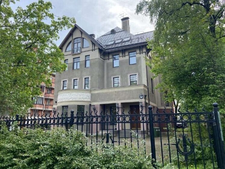 Особняк генерала Стенбока на Крестовском стал памятником в Петербурге