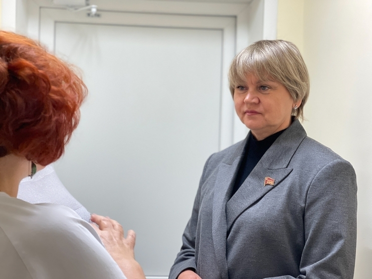 Ярославские коммунисты предложили тратить на подсветку поменьше, а на детей-сирот побольше