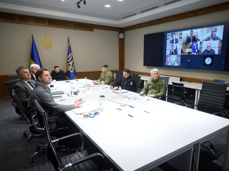 Зеленский сообщил о переговорах с командой Трампа по гарантиям безопасности