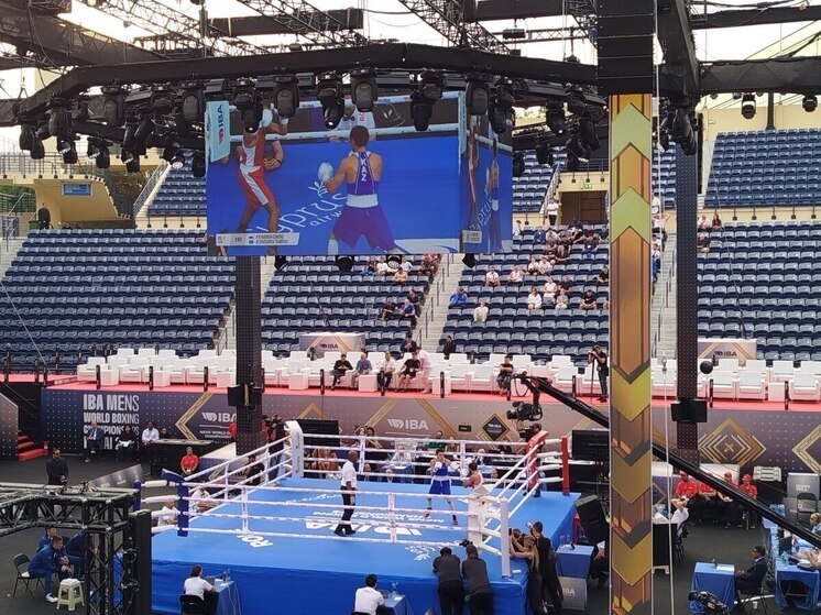 12 из 13 боксёров сборной России вышли в финалы на чемпионате мира Международной ассоциации бокса (IBA) 2025 года в Дубае, на котором присутствует корреспондент «МК-Спорт». Это уже совершенно точно исторический успех. И в финалах, которые состоятся 13 декабря, побед россиян будет уж точно немало – это вне всяких сомнений!