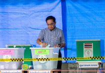 Таиланд готовится к досрочным выборам на фоне политического тупика и вооруженных столкновений с соседней Камбоджей