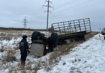 Сегодня днем, 12 декабря, в Каменском районе произошло смертельное дорожно-транспортное происшествие на 4 километре дороги, соединяющей деревни Беловодье и Черемхово