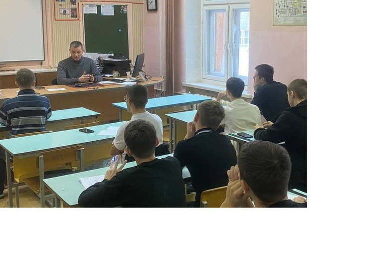 Выпускник Ангарского автотранспортного техникума – ветеран СВО проводит цикл встреч со студентами