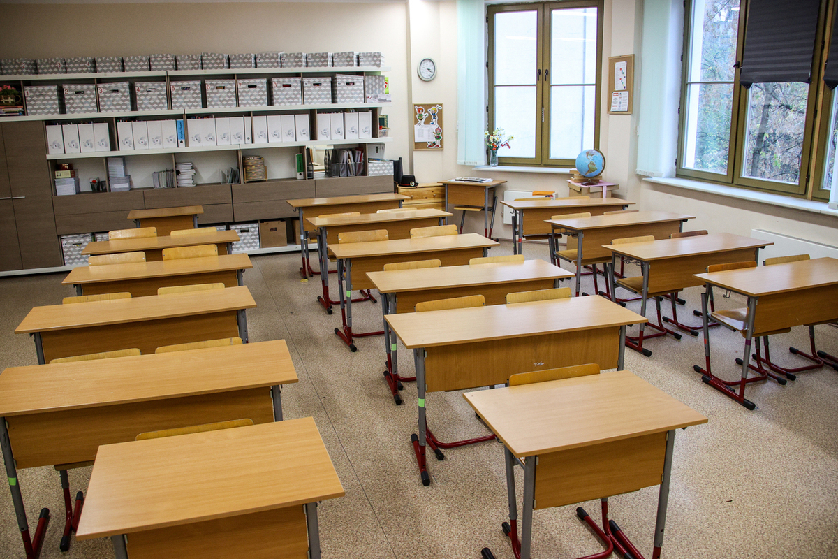 В Смоленске закрыли на карантин школы из-за вспышки ОРВИ