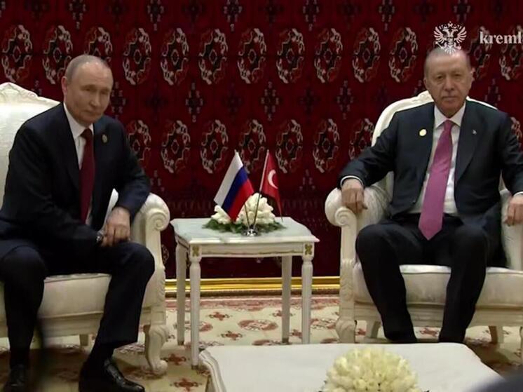 Нейтралитет Туркменистана стал не только темой прошедшего в Ашхабаде Международного форума, но и фоном для переговоров, определяющих региональный баланс