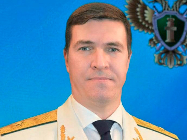 Геннадий Анисимов поздравил липчан с Днём Конституции