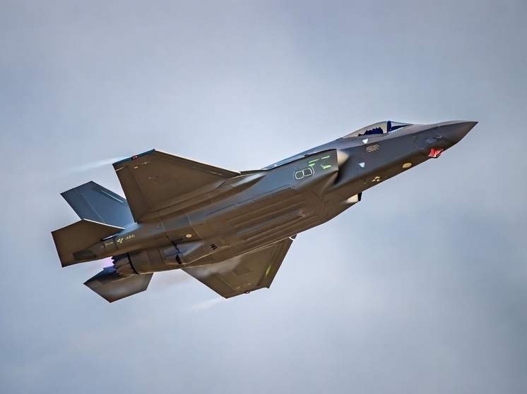 Швейцария решила сократить закупки американских истребителей F-35