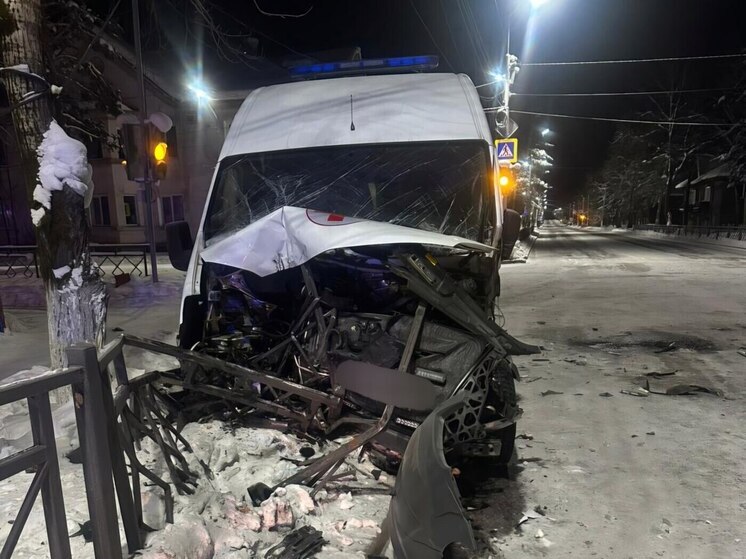 В Хабаровском крае нетрезвый лихач сбил машину скорой помощи