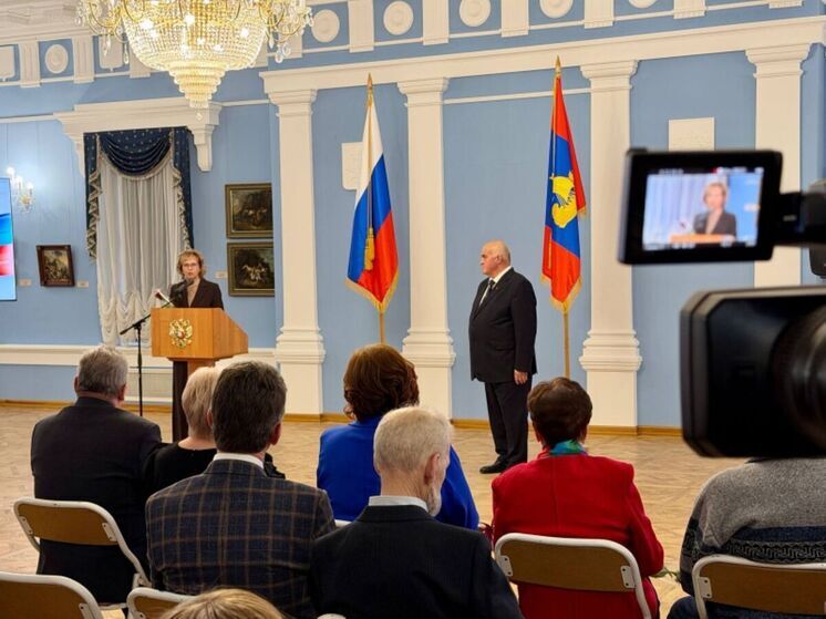В День Конституции костромичи получали награды из рук губернатор Костромской области 