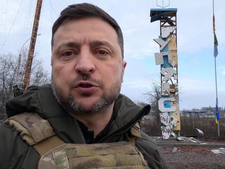 Мощным «антикризом» после потери Северска, который фактически открыл нам дорогу на Славянск и Краматорск, разродился киевский режим