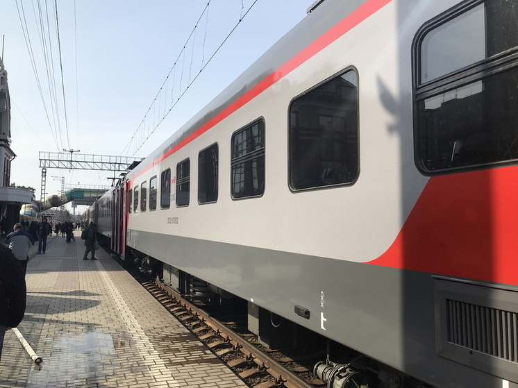 Омичам напомнили и правилах поведения вблизи железной дороги