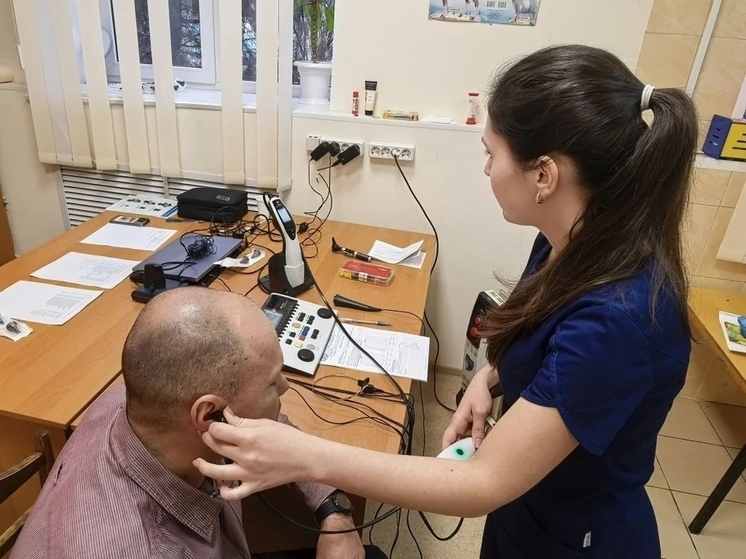 Астраханские бойцы СВО получили помощь по восстановлению слуха в НМИЦ ФМБА