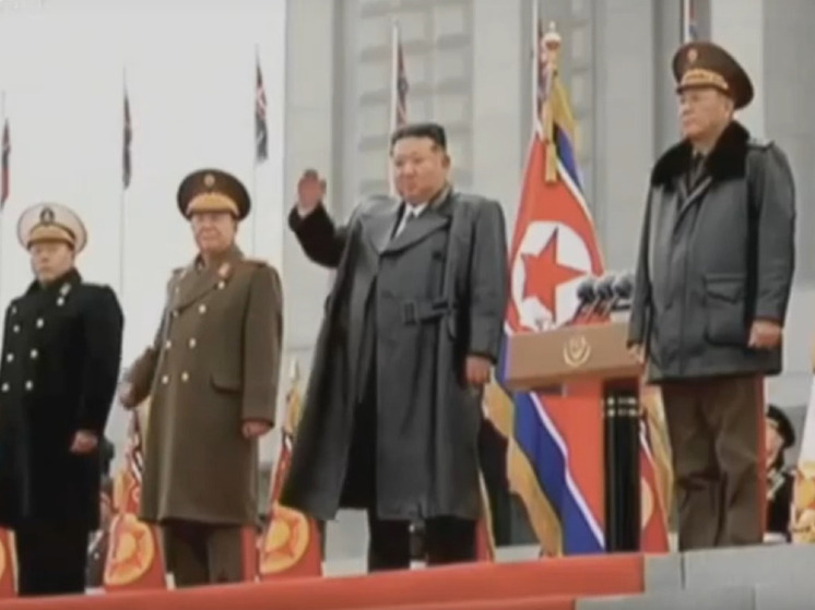 В Пхеньяне прошла торжественная встреча военных, выполнявших задания в Курской области