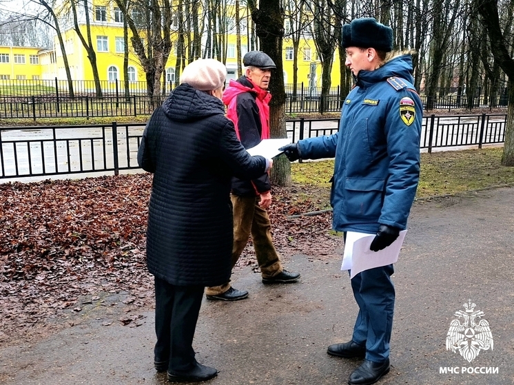 Пожарные инспекторы провели профилактический рейд в Ярцеве
