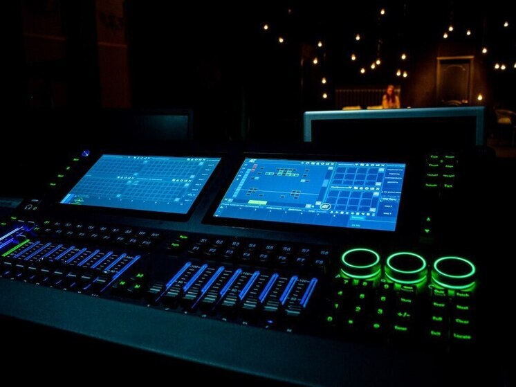 Современное оборудование на 40 млн рублей пополнило техническую базу Донецкой муздрамы