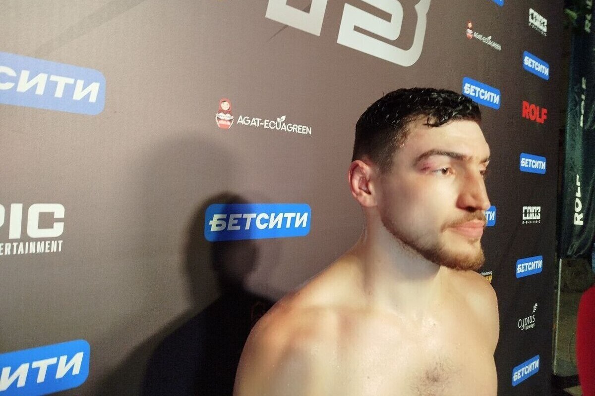 Россиянин Харитон Агрба победил Рубена Муньоса на этом турнире