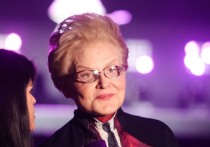 Елена Малышева – не только прекрасная телеведущая, но и настоящая звезда социальных сетей