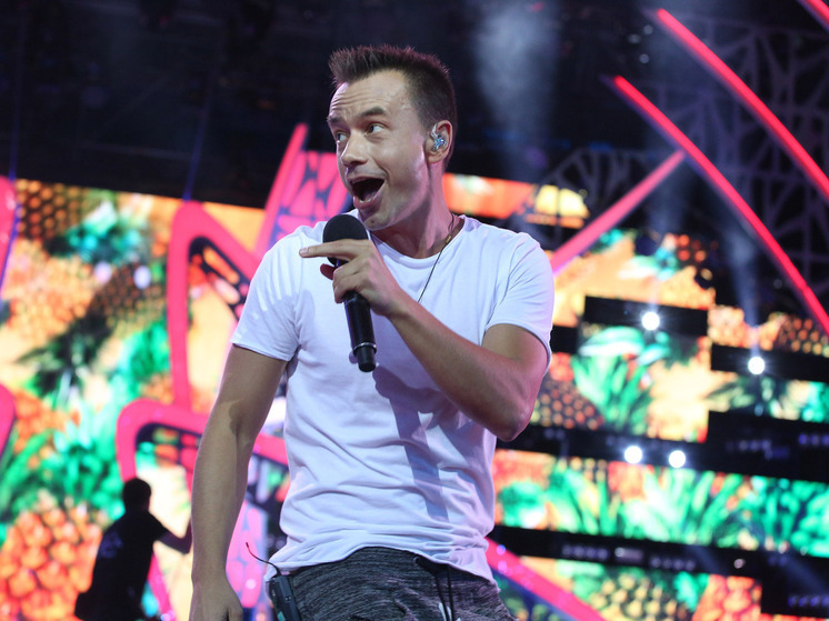 На Украине хотят запретить слушать российских исполнителей на стриминг-сервисах