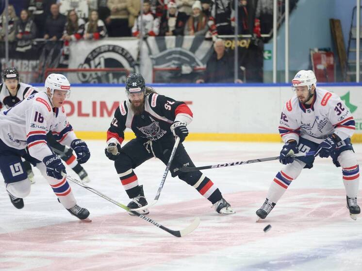 Минимум голов, максимум борьбы: «Тамбов» в неравной битве уступил самарским «лётчикам»