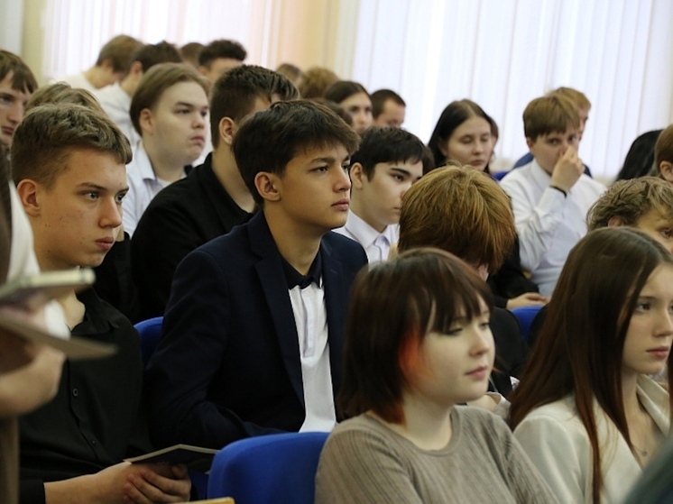 В школах Архангельской области открыто более 80 литературных клубов