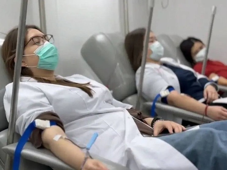 В Элисте прошел первый день донорской акции