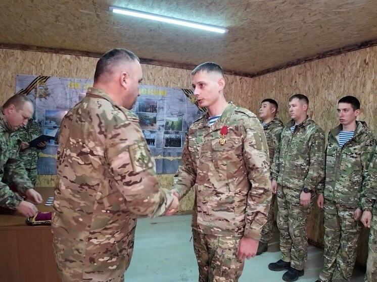 Десантники из Бурятии получили высокие награды за героизм в операции «Поток»