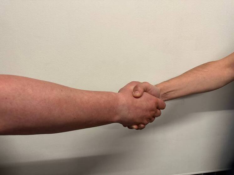 Достигать своих целей, не сжигая мосты в коллективе - это высший пилотаж в коммуникации