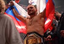 Россиянин и американец уже встречались в октагоне в 2022 году.