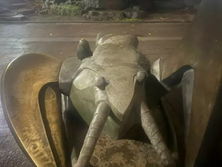 Вернули с ремонта: скульптуре рака на набережной в Ростове вернули глаз и ус