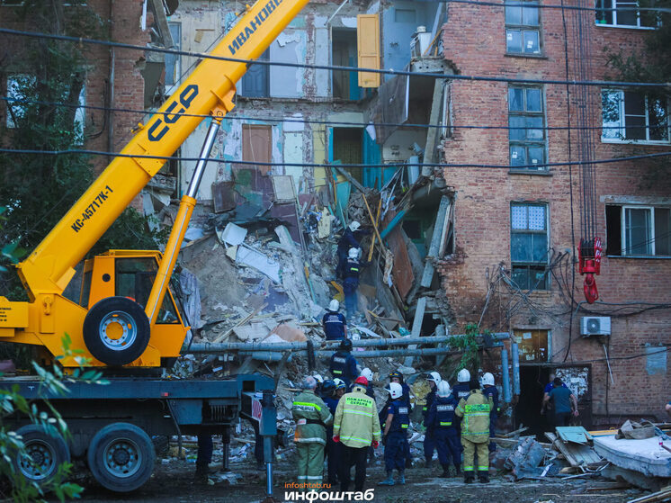 В Астрахани объявлен аукцион на снос пятиэтажного жилого дома № 6А по улице Ляхова, один из подъездов которого обрушился летом этого года