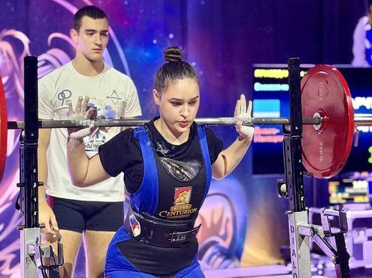 Ямальские пауэрлифтеры победили на чемпионате Уральского ФО