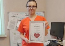 Медик Комсомольска-на-Амуре стала лауреатом всероссийской премии в области выхаживания недоношенных детей «Счастье на ладошке» – пишет пресс-служба министерства здравоохранения Хабаровского края