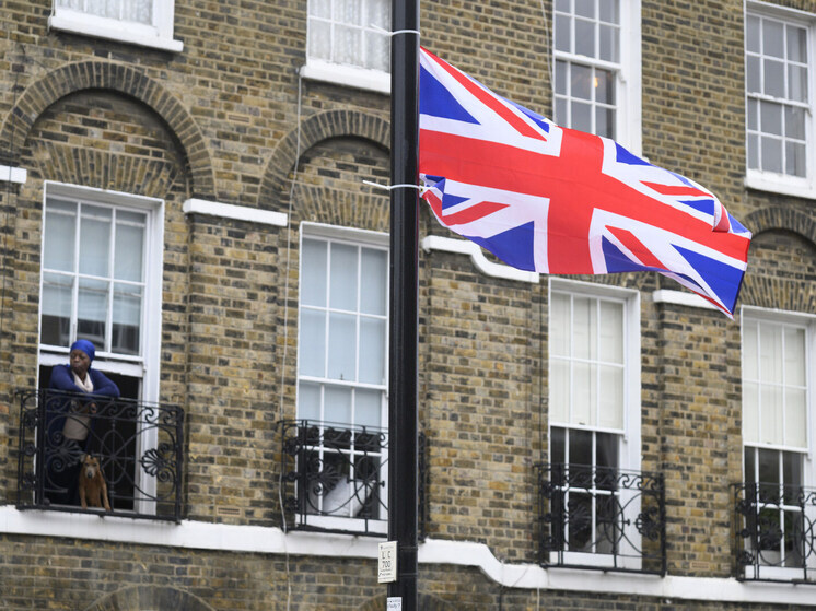 Телеведущий Кларксон запретил лейбористам посещать свой паб