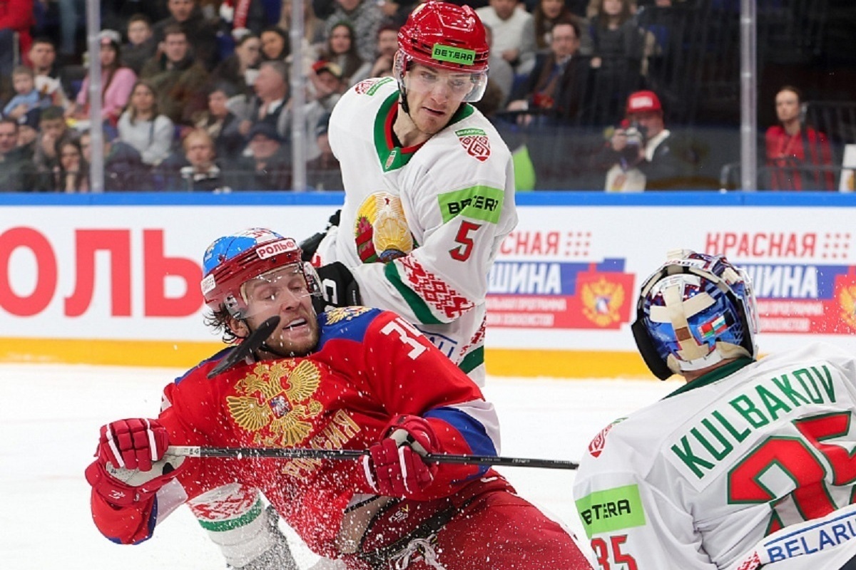 13 декабря 2025 года в Новосибирске на Кубке Первого канала сборная «Россия 25» победила Белоруссию со счётом 3:1. Голы забили Роман Канцеров и дважды Данил Аймурзин. Россияне уверенно контролировали игру, особенно во втором периоде, создавая длительное давление в зоне соперника. Вратарь Максим Моторыгин надёжно отразил ключевые моменты в третьем периоде. После этой победы команда вышла на первое место в турнирной таблице. Следующий матч — против Казахстана 14 декабря.