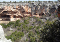 Гигантские карстовые воронки глубиной в сотни футов начали образовываться по всей Турции, отражая библейское пророчество